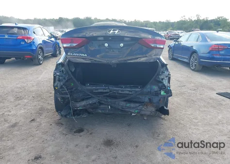 2017 Hyundai Elantra Value Edition z USA, uszkodzony, nr VIN 5NPD84LF0HH147015